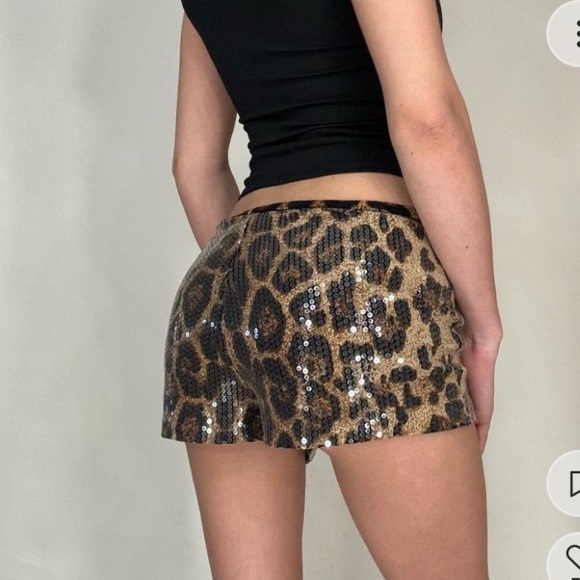 Charlotte Russe leopard sequin shorts - Picture 12 of 12